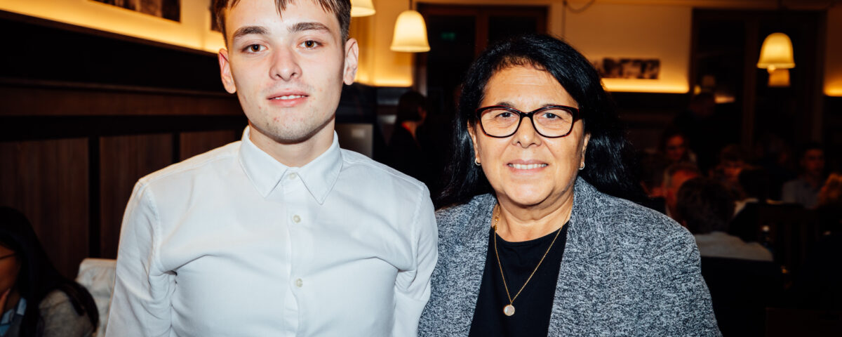 Liviu-Andrei Blidarescu und Gülistan Yüksel, MdB. / Foto: Per-Jacob Blut, Framerei