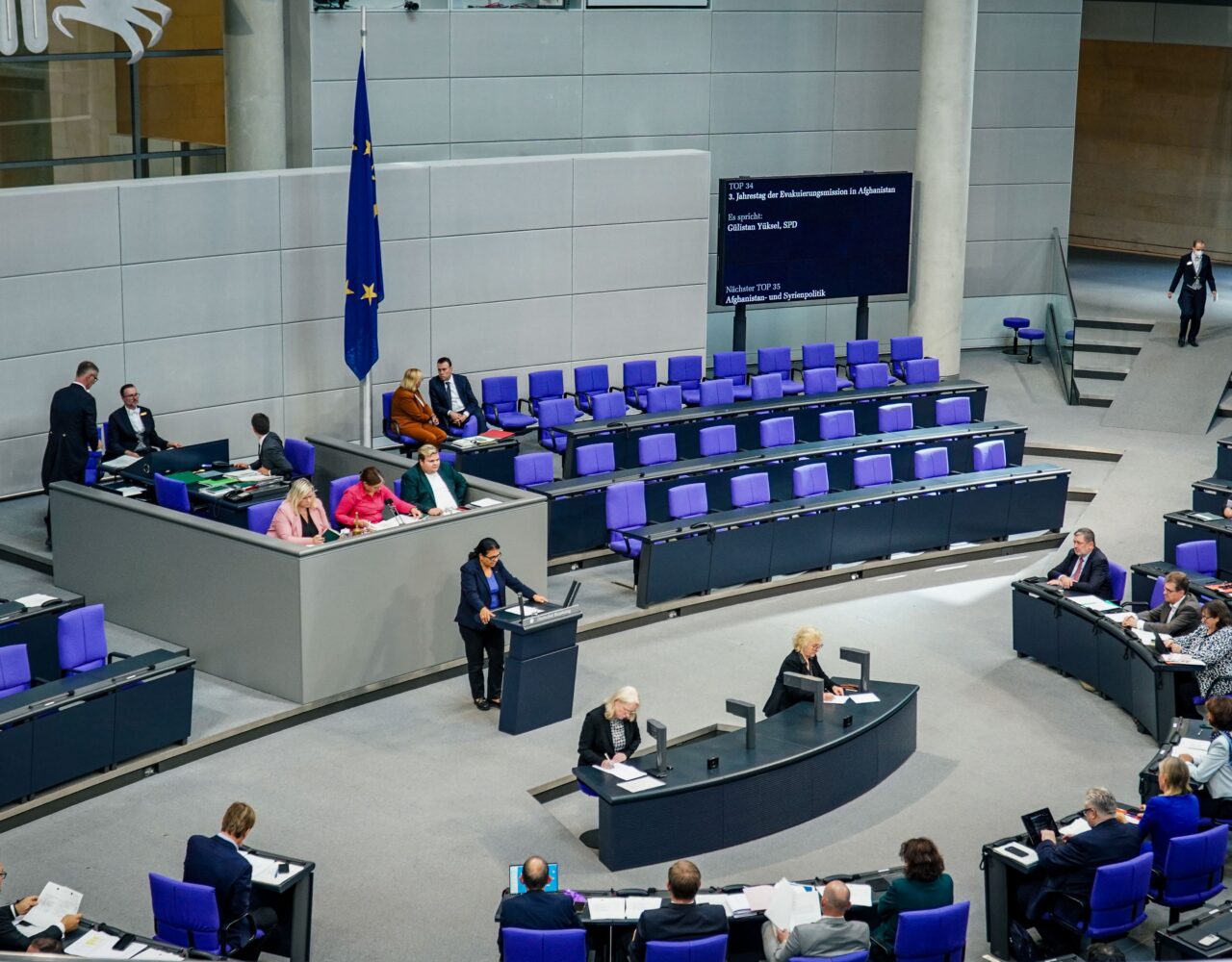 GÜLISTAN YÜKSEL MITGLIED DES DEUTSCHEN BUNDESTAGES